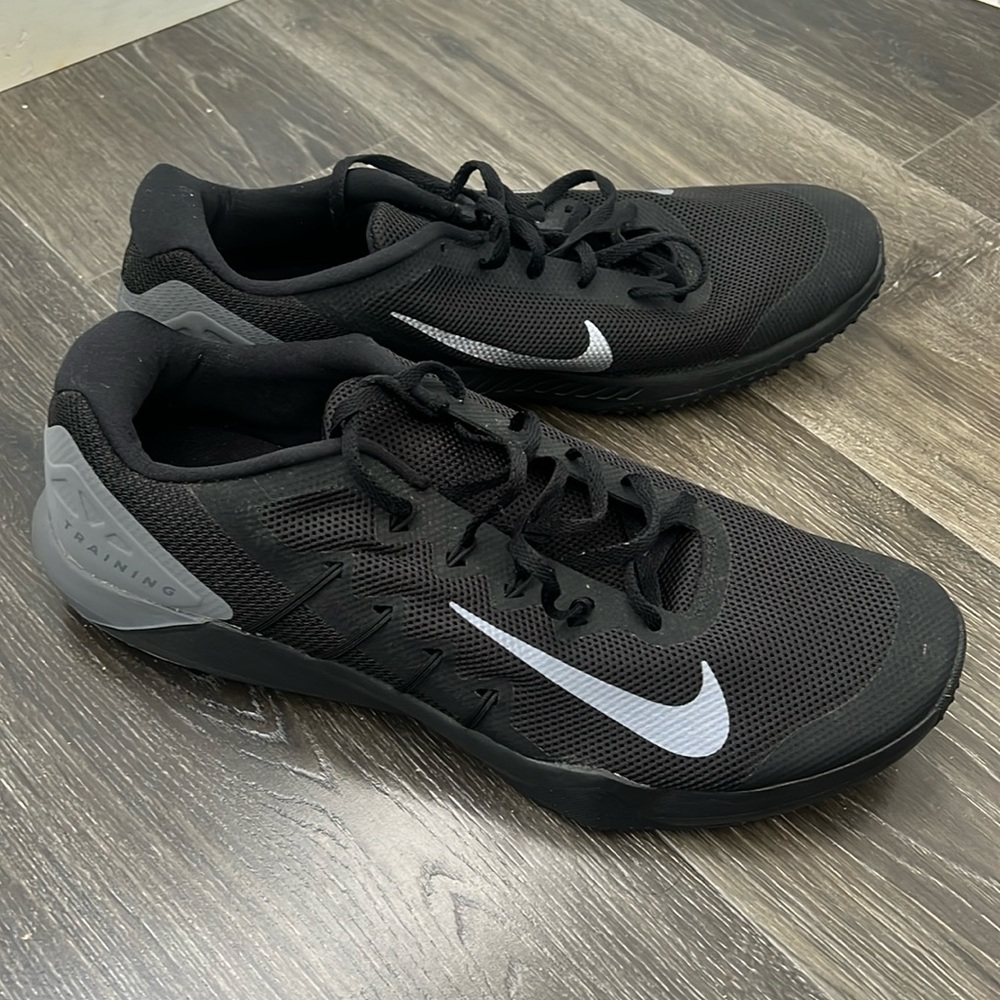 Mens Nike Retaliation TR 2